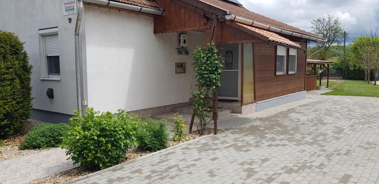 Harmonia Vendeghaz Apartment Poroszlo Ngoại thất bức ảnh
